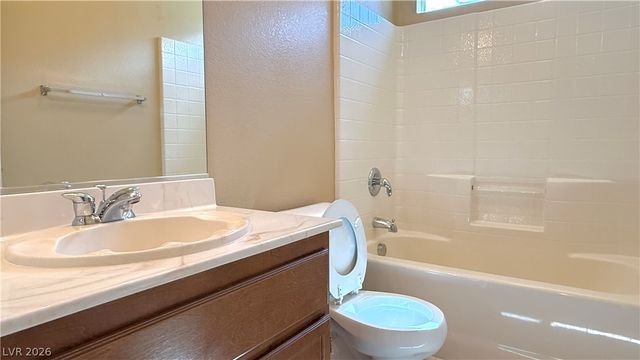 1013 Shades End Avenue, North Las Vegas, NV 89081