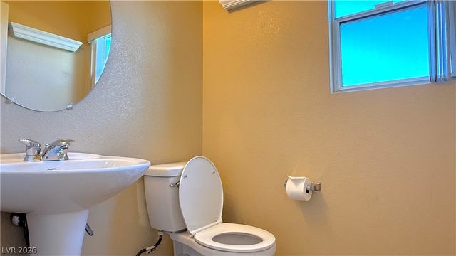 1013 Shades End Avenue, North Las Vegas, NV 89081