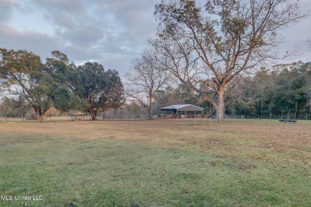 19090 Mack Pete Road, Saucier, MS 39574
