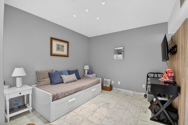 7369 Orangewood Lane 307, Boca Raton, FL 33433