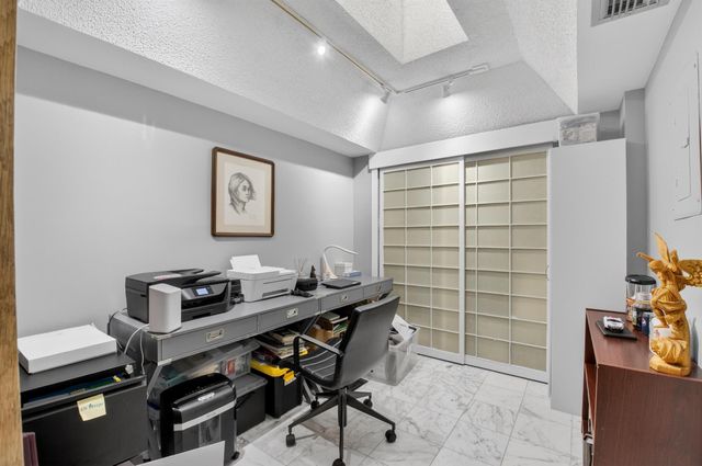 7369 Orangewood Lane 307, Boca Raton, FL 33433