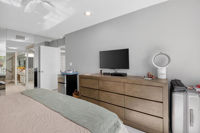 7369 Orangewood Lane 307, Boca Raton, FL 33433