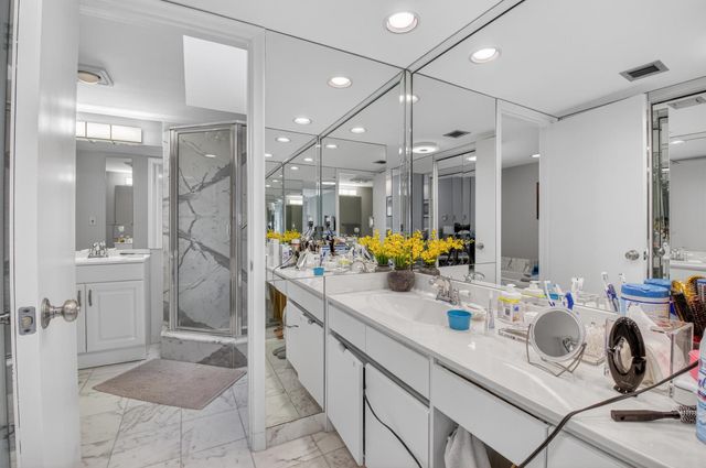 7369 Orangewood Lane 307, Boca Raton, FL 33433