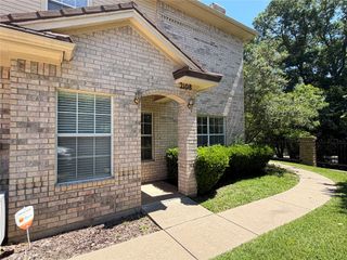 2108 Lakeforest Drive, Weatherford, TX 76087