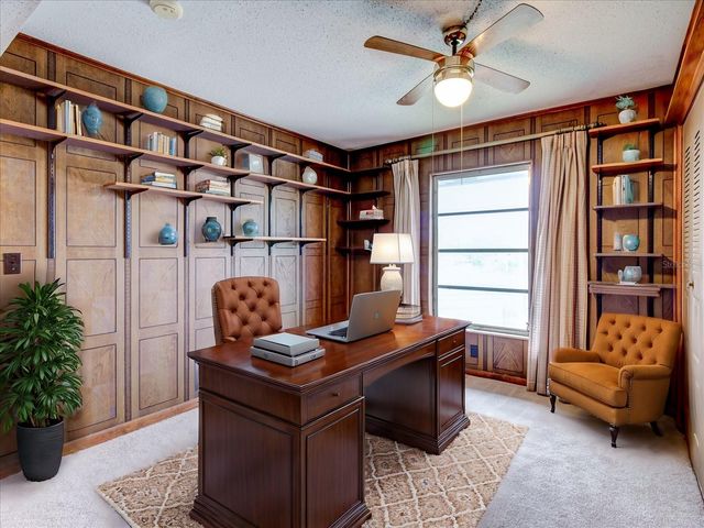 333 LAKE HOWARD DR NW 314D, Winter Haven, FL 33880