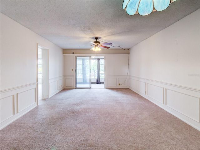 333 LAKE HOWARD DR NW 314D, Winter Haven, FL 33880