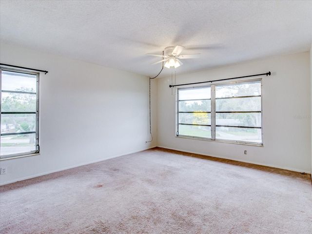 333 LAKE HOWARD DR NW 314D, Winter Haven, FL 33880
