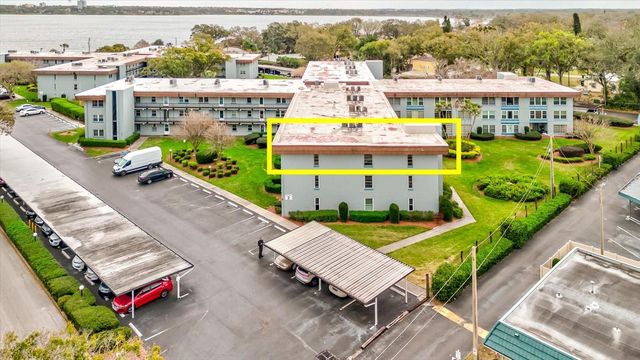 333 LAKE HOWARD DR NW 314D, Winter Haven, FL 33880