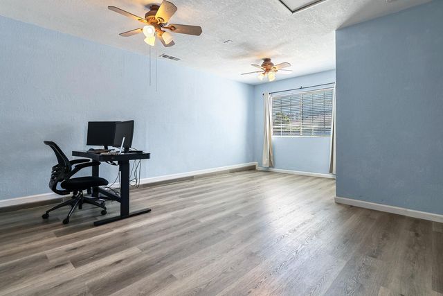 2043 Escalon Avenue, Clovis, CA 93611