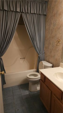 43 Tewkesbury Circle Drive, Bella Vista, AR 72714