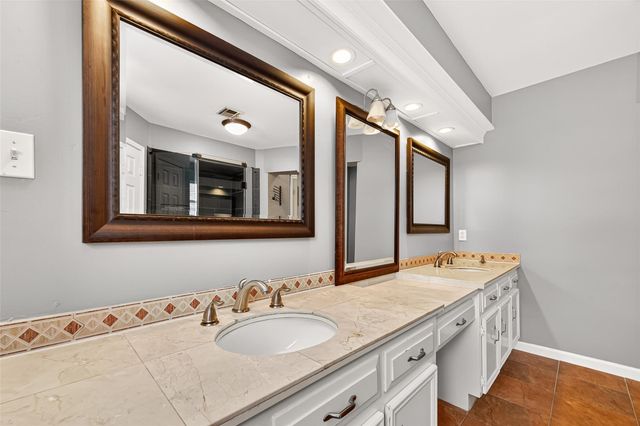 1814 Corral Drive, Houston, TX 77090