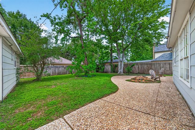 1814 Corral Drive, Houston, TX 77090