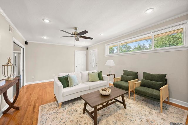 11555 Robin Hood Dr, Baton Rouge, LA 70815