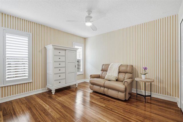 4851 WINDMILL PALM TERRACE NE, St Petersburg, FL 33703