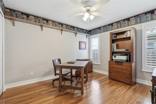 4851 WINDMILL PALM TERRACE NE, St Petersburg, FL 33703
