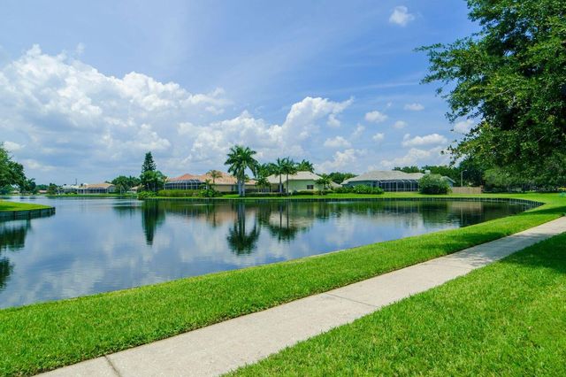 4851 WINDMILL PALM TERRACE NE, St Petersburg, FL 33703