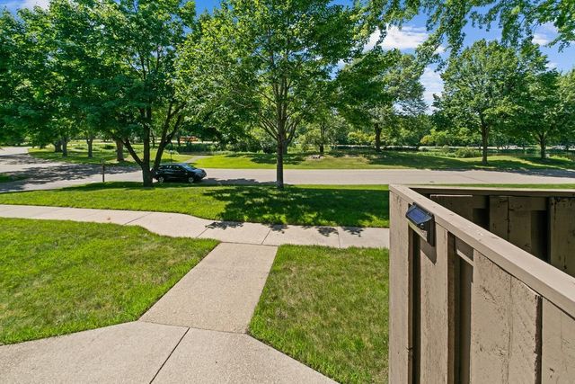 155 Windsor Lane, New Brighton, MN 55112