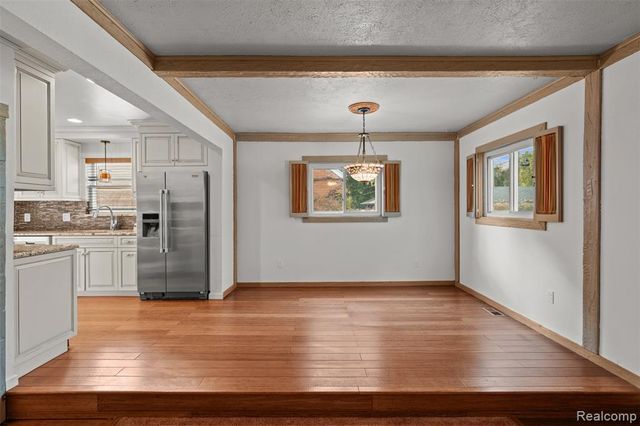 2115 E Hudson Avenue, Royal Oak, MI 48067