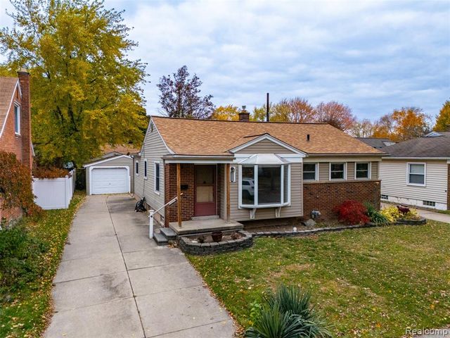 2115 E Hudson Avenue, Royal Oak, MI 48067