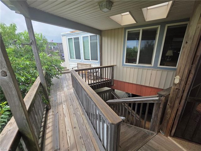 2228 Sandfiddler Rd RD, Virginia Beach, VA 23456