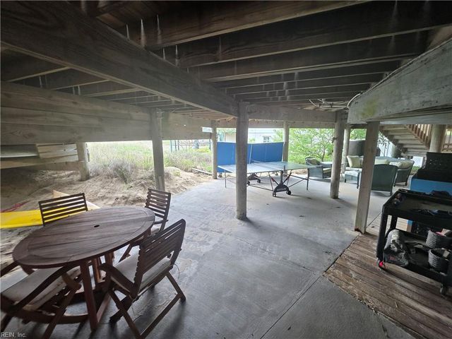 2228 Sandfiddler Rd RD, Virginia Beach, VA 23456