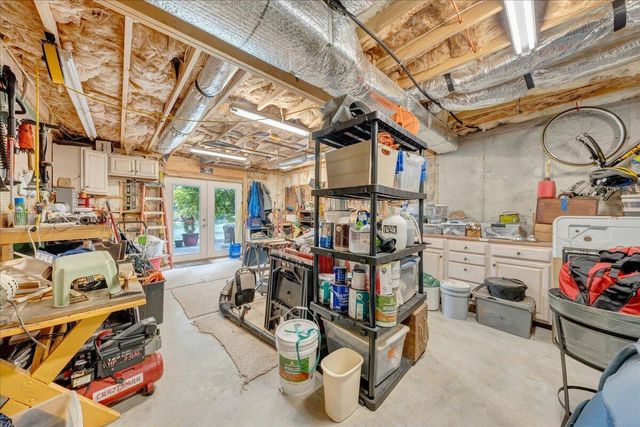 129 Douglas DR, Moneta, VA 24121