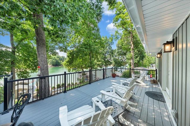 129 Douglas DR, Moneta, VA 24121