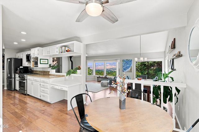 1750 Crestview Drive, Ashland, OR 97520