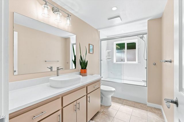 1750 Crestview Drive, Ashland, OR 97520
