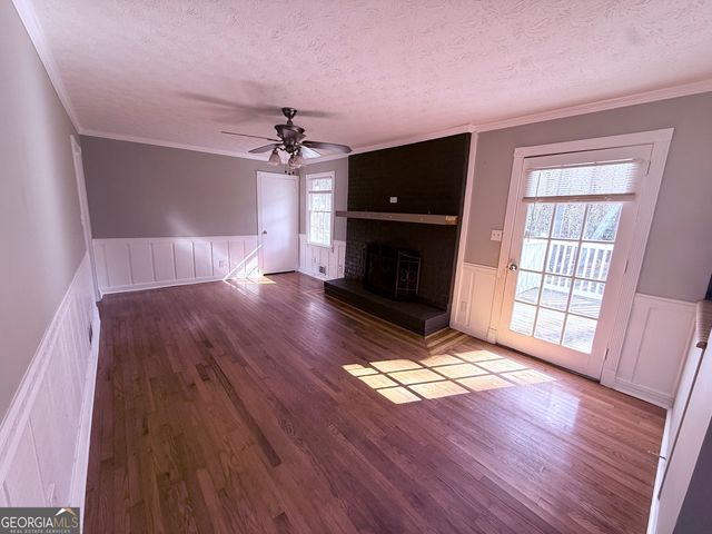 5074 BROWNLEE Road, Lilburn, GA 30047