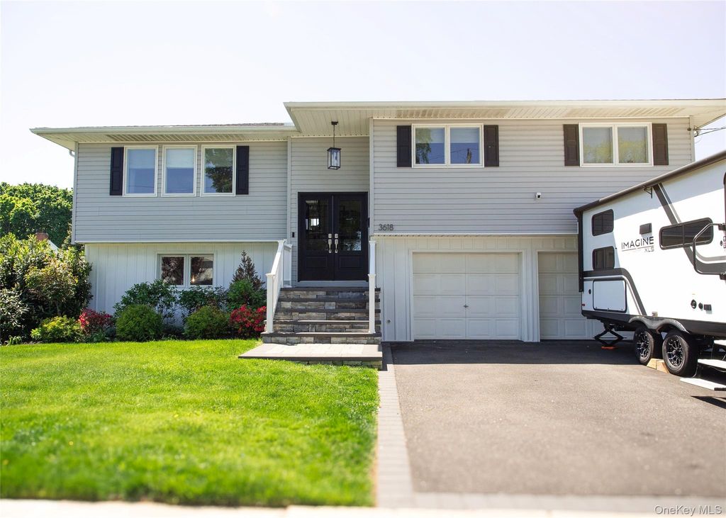 3618 Ladonia Street, Seaford, NY 11783