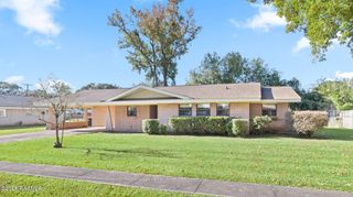300 Claymore Drive, Lafayette, LA 70503