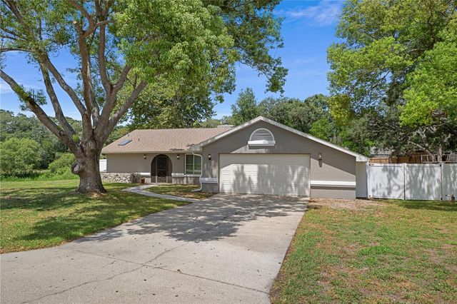 143 OAK LAKE DRIVE, Spring Hill, FL 34608