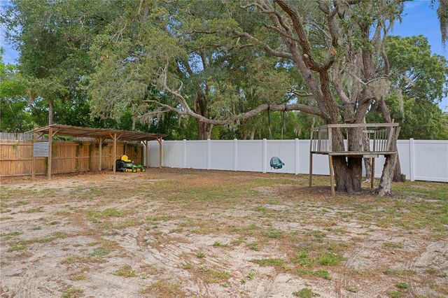 143 OAK LAKE DRIVE, Spring Hill, FL 34608