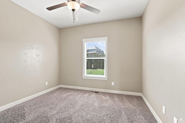 1100 Lee Mill Circle, Manhattan, KS 66503