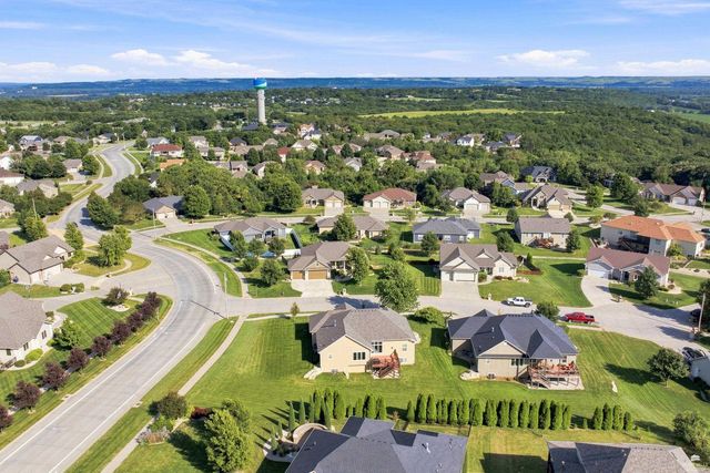 1100 Lee Mill Circle, Manhattan, KS 66503