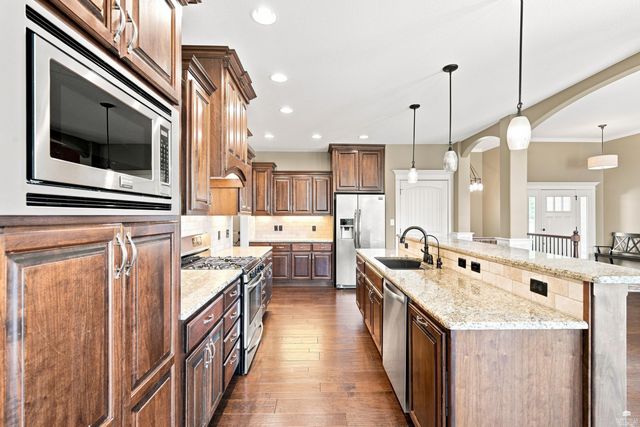 1100 Lee Mill Circle, Manhattan, KS 66503