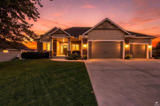 1100 Lee Mill Circle, Manhattan, KS 66503