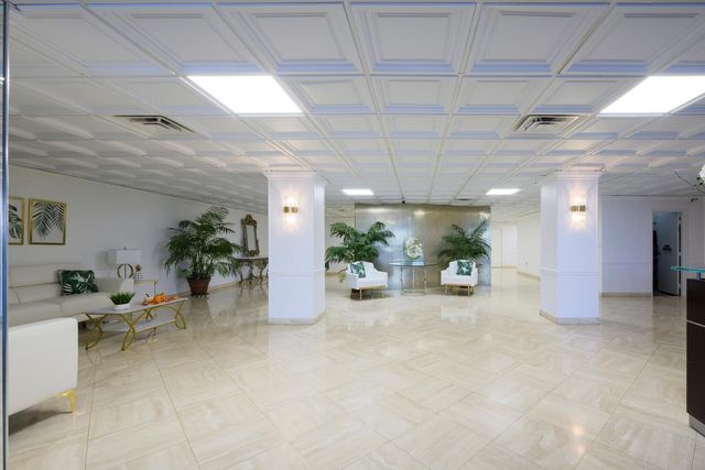 3456 S Ocean Boulevard 504, Palm Beach, FL 33480