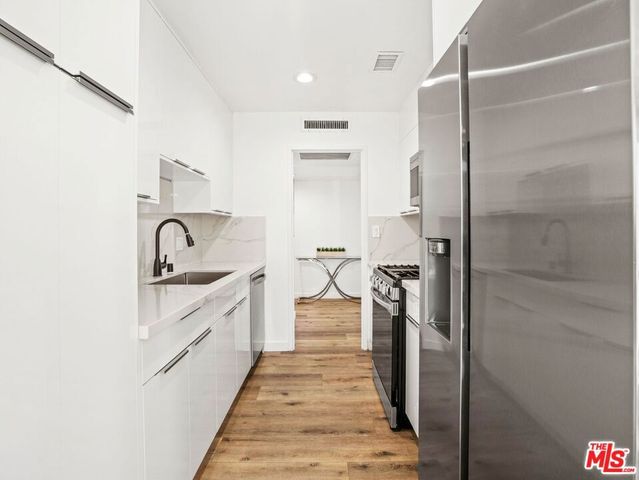 800 W 1st Street 905, Los Angeles, CA 90012