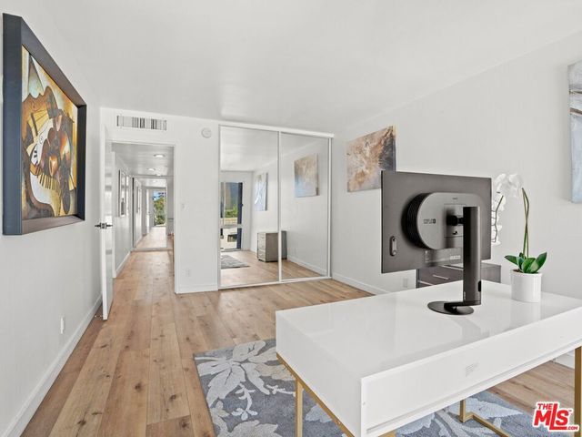 800 W 1st Street 905, Los Angeles, CA 90012