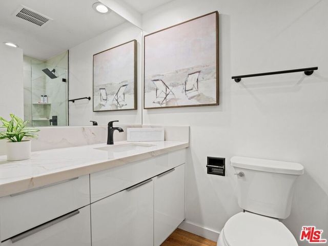 800 W 1st Street 905, Los Angeles, CA 90012