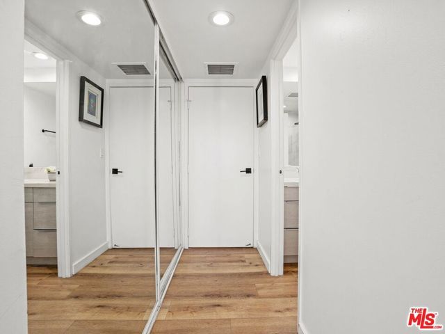 800 W 1st Street 905, Los Angeles, CA 90012