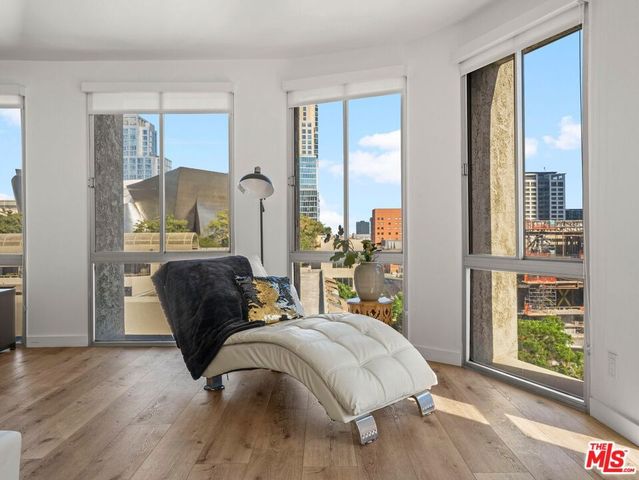 800 W 1st Street 905, Los Angeles, CA 90012