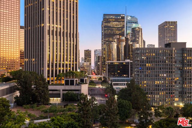 800 W 1st Street 905, Los Angeles, CA 90012