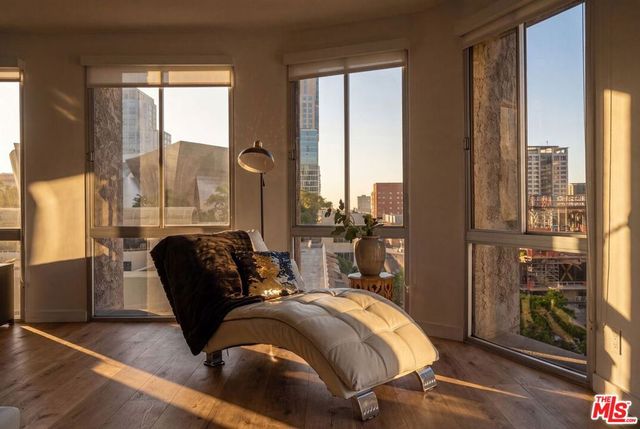 800 W 1st Street 905, Los Angeles, CA 90012