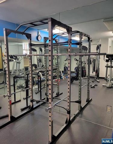 6515 JFK Blvd E 4 Q, West New York, NJ 07093