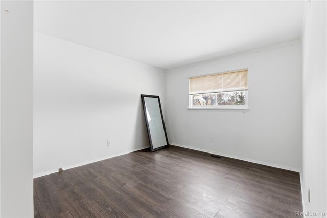 2377 Avery Drive, Troy, MI 48085