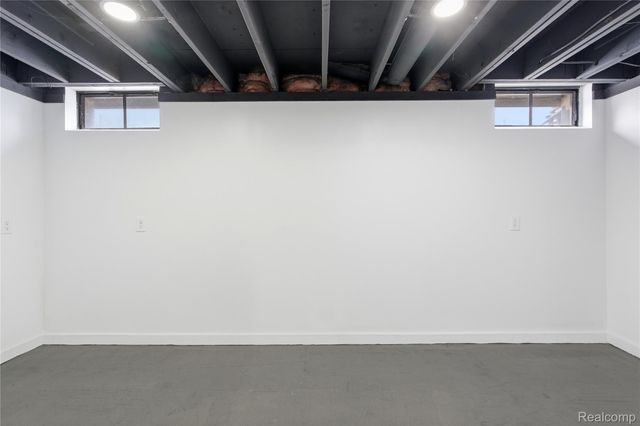 2377 Avery Drive, Troy, MI 48085