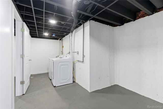 2377 Avery Drive, Troy, MI 48085